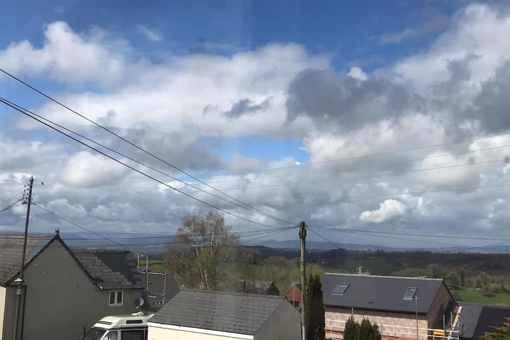 Cheerful Two Bedroom Cottage In The Forest Of Dean Lydbrook Kültér fotó